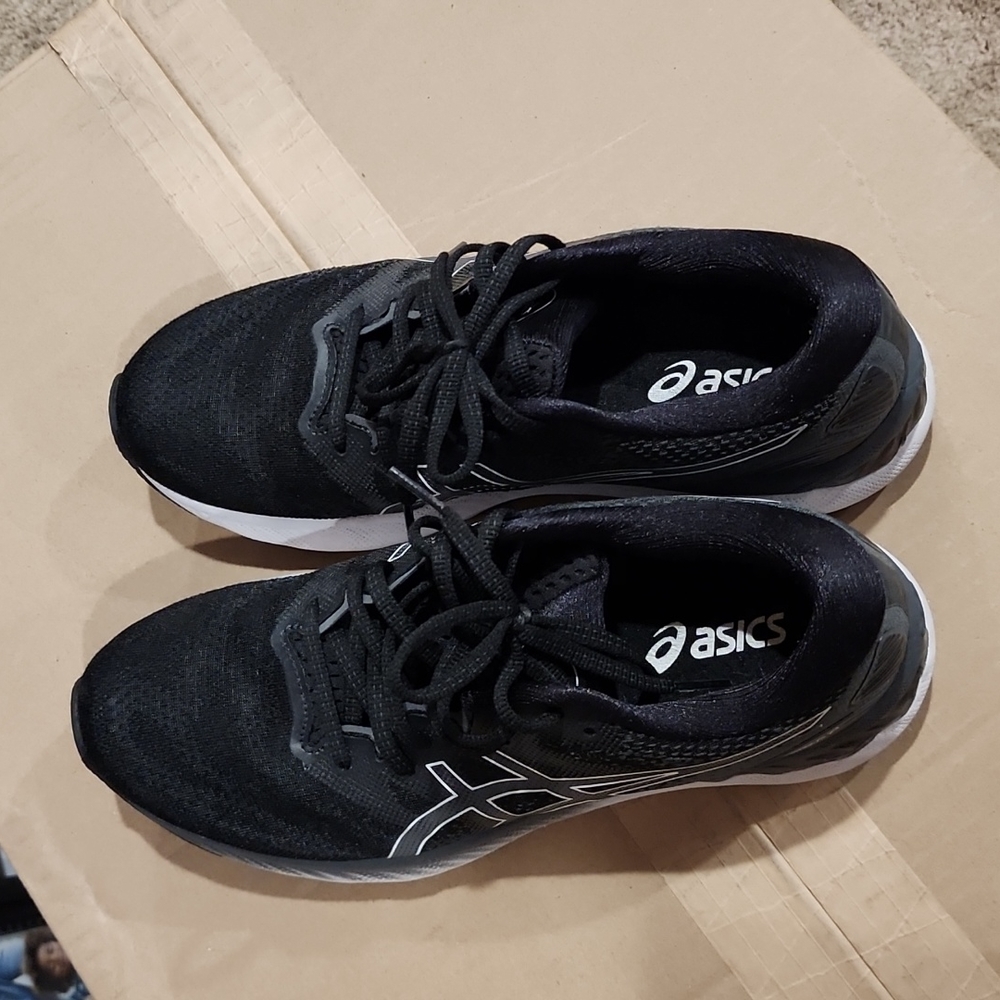 Asics Gel Nimbus 23, black, size9